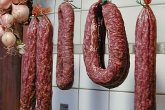 Hessische Spezialität: Ahle Wurscht Hessische Spezialität: Ahle Wurscht